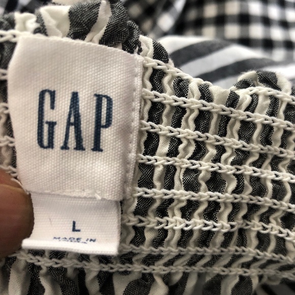 GAP Pullover Large Gray Black White Striped Cotton Top - Picture 2 of 5